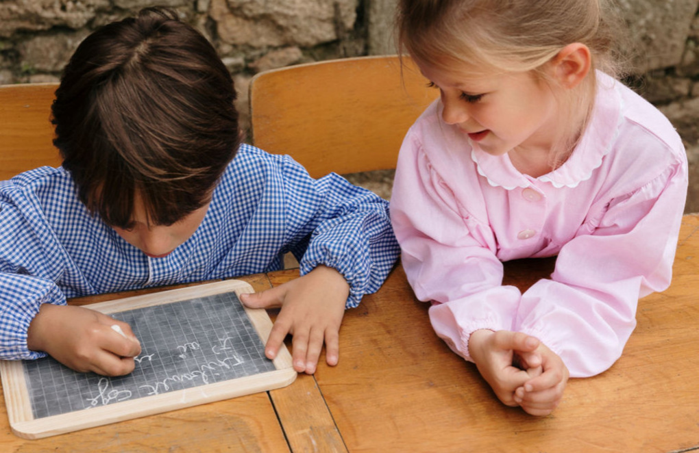 Le Tablier Bobine, aprons and uniforms for children